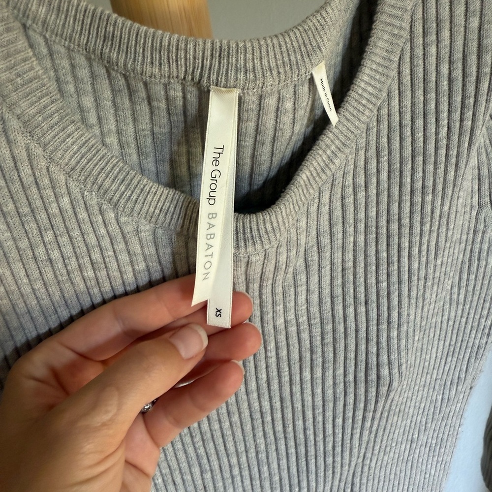 Aritzia- Babaton Light Gray Ribbed Dress